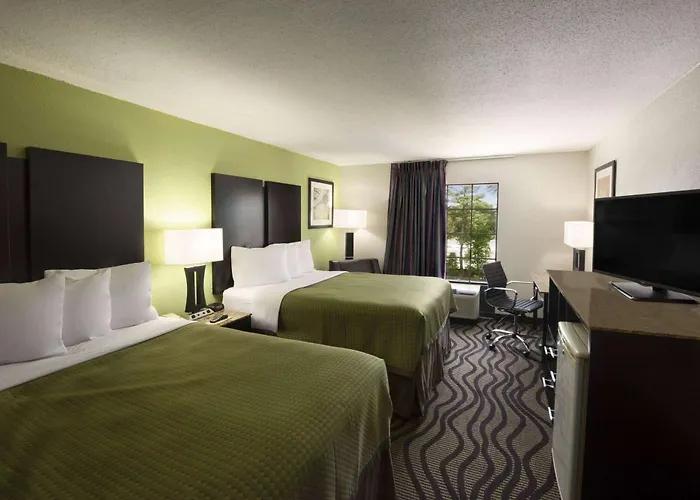 Days Inn By Wyndham Rome Downtown