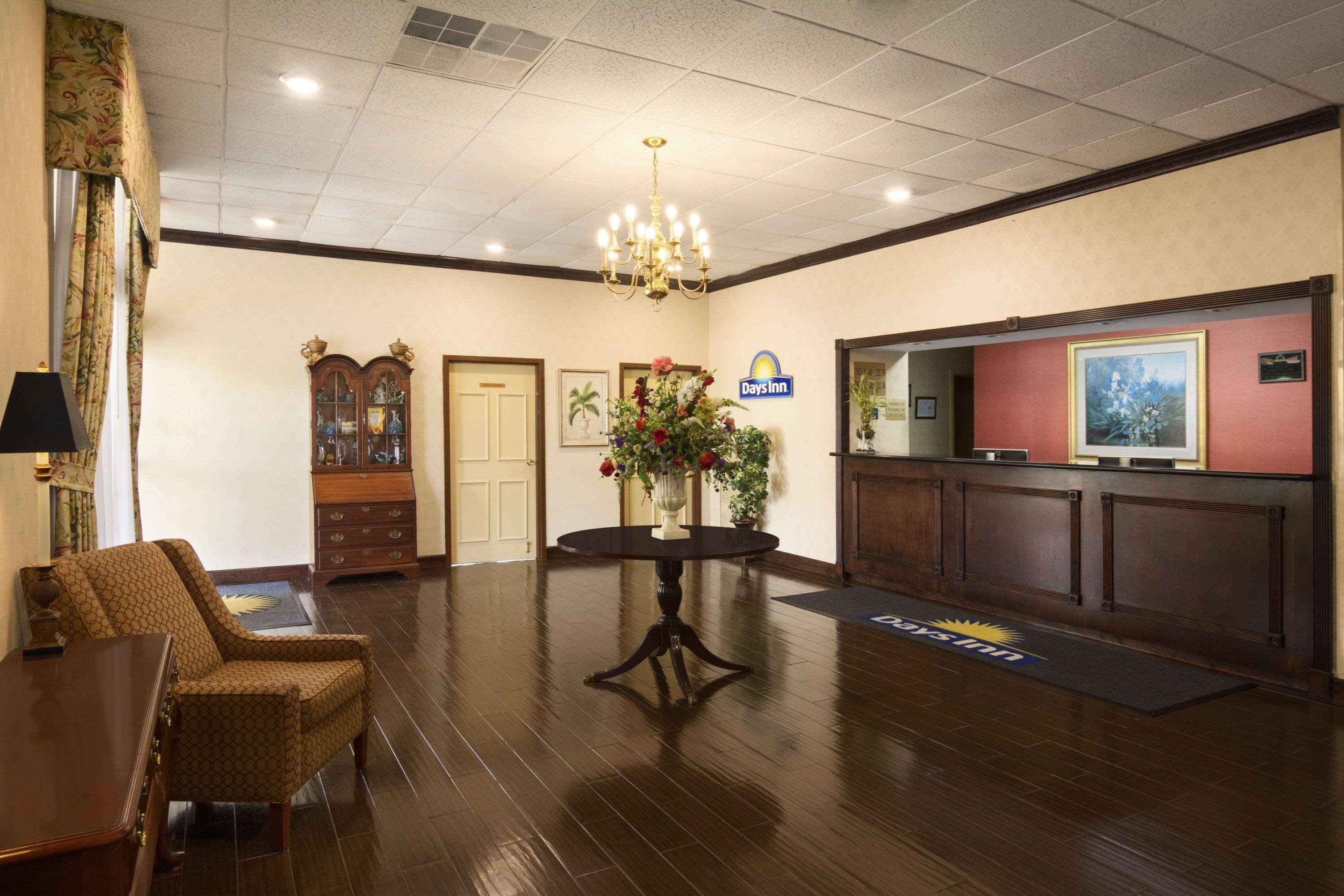 Hotel Days By Wyndham Downtown 2*