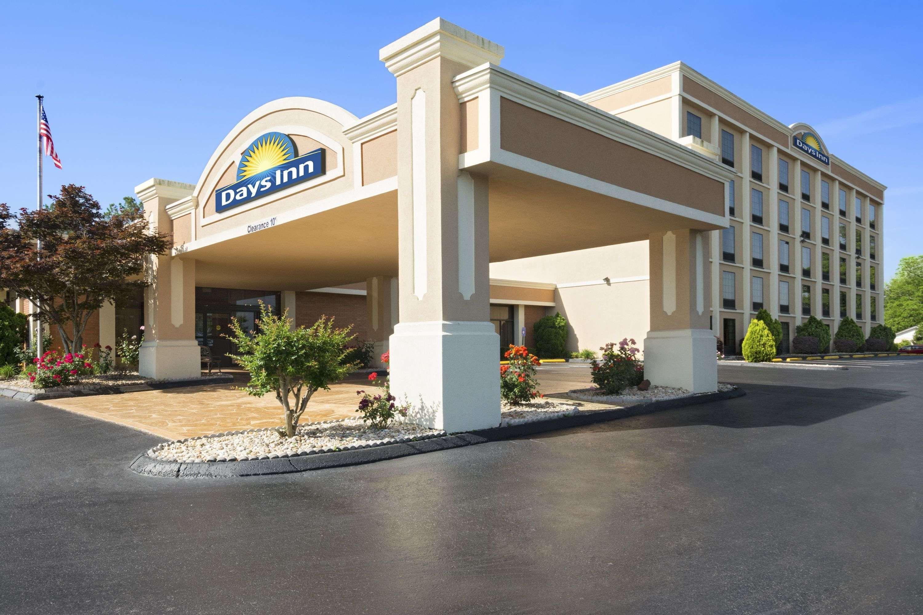 Hotel Days By Wyndham Downtown 2*