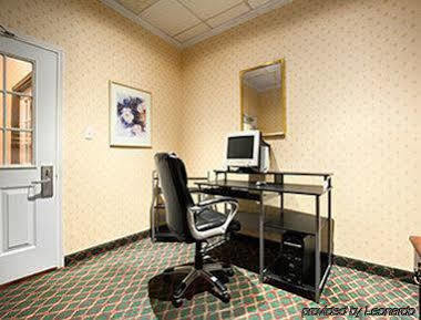 Days By Wyndham Downtown Hotel
